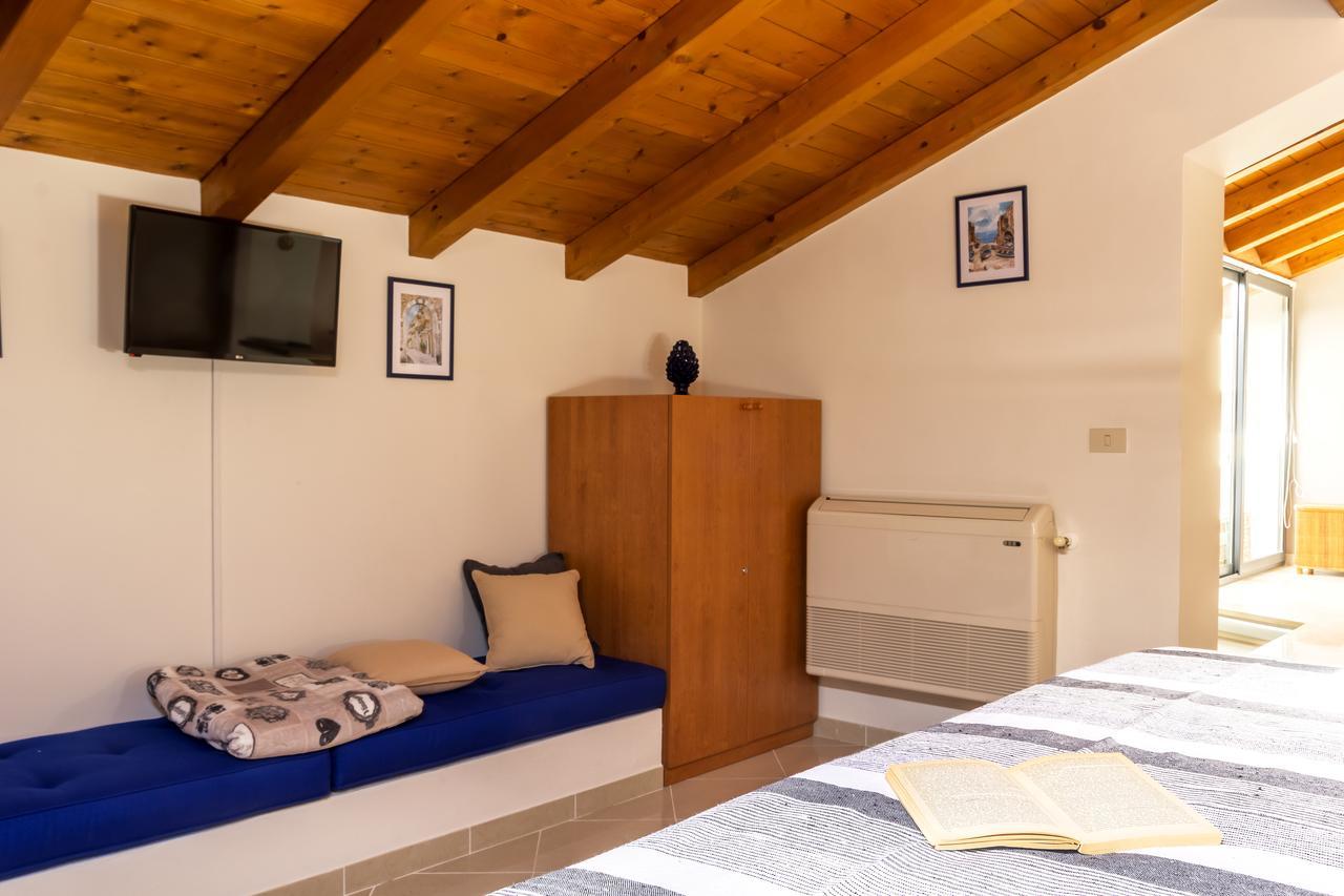Amartia Apartments تاورمينا المظهر الخارجي الصورة